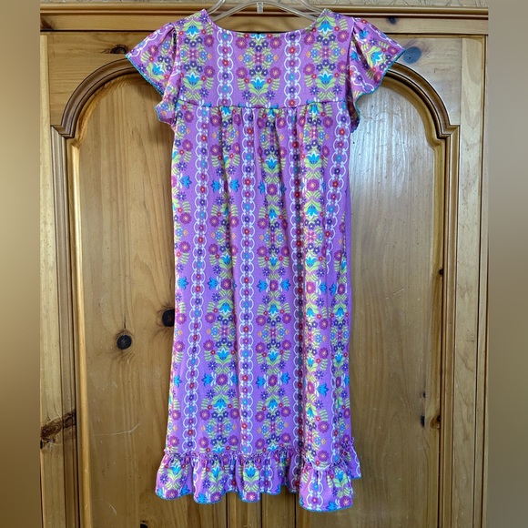 Disney store frozen summer nightgown size 9/10 Anna and Elsa sisters flowers - Picture 5 of 5